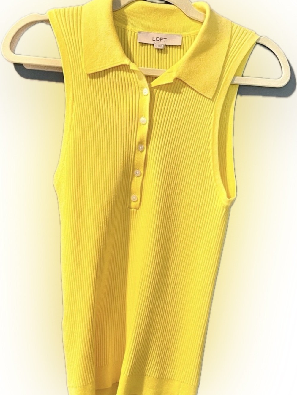 Loft Yellow Sleeveless ribbed sweater with buttons - Large